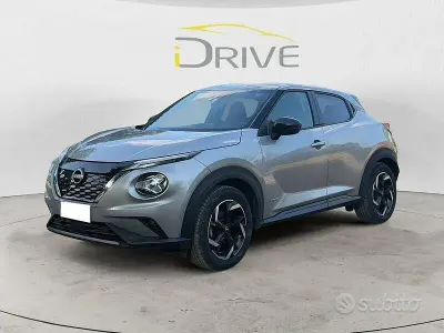 Usata Nissan Juke N-Connecta 143 CV (105 kW) 2024 Grigio SUV