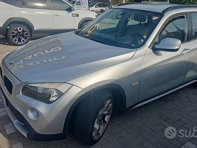 Usata BMW X1 177 CV (130 kW) 2011 Grigio SUV