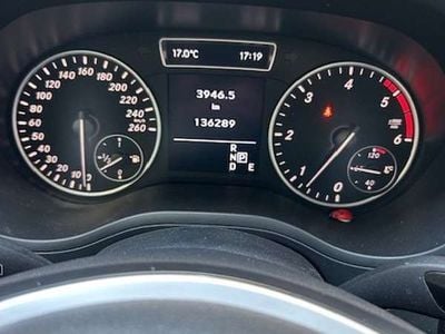 Mercedes B180