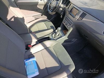Usata VW Golf Sportsvan 125 CV (91 kW) 2015 Grigio Monovolume