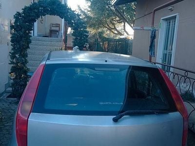 Usata Fiat Punto 80 CV (58 kW) 2001 Grigio Utilitaria
