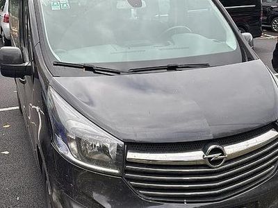 Usata Opel Vivaro 122 CV (89 kW) 2018 Nero Monovolume