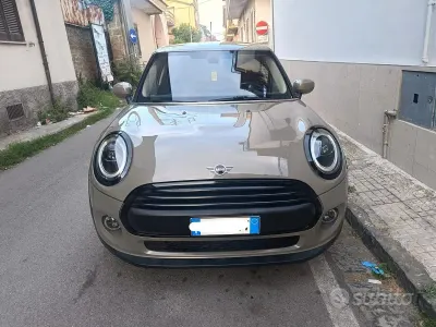 Usata Mini ONE 136 CV (100 kW) 2019 Utilitaria
