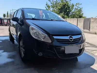 Usata Opel Corsa 90 CV (66 kW) 2007 Nero Utilitaria