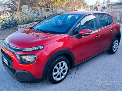 Usata Citroën C3 Feel 102 CV (75 kW) 2022 Rosso Utilitaria