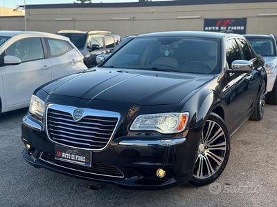 Usata Lancia Thema 239 CV (175 kW) 2012 Nero Berlina