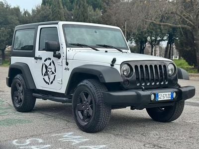 Usata Jeep Wrangler Sahara 284 CV (208 kW) 2014 Bianco SUV