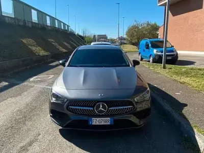 Usata Mercedes CLA200 Shooting Brake 150 CV (110 kW) 2019 Grigio Station wagon