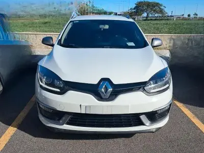 Usata Renault Mégane GrandTour 110 CV (80 kW) 2014 Bianco Station wagon