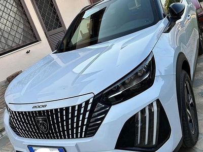 Usata Peugeot 2008 GT 131 CV (96 kW) 2024 Bianco SUV