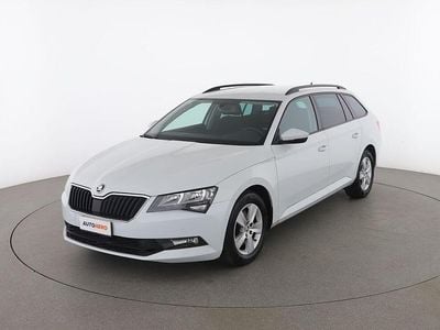 Bianco Usata 2016 Skoda Superb Active Station wagon | 12.799 € (Buon prezzo)