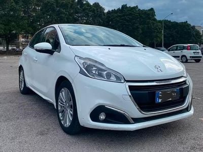 Usata Peugeot 208 82 CV (60 kW) 2017 Bianco Utilitaria