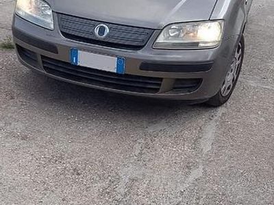 Usata Fiat Idea 70 CV (51 kW) 2007 Marrone Monovolume