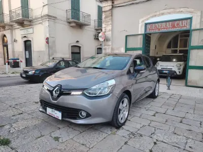 Usata Renault Clio IV 75 CV (55 kW) 2014 Grigio Berlina