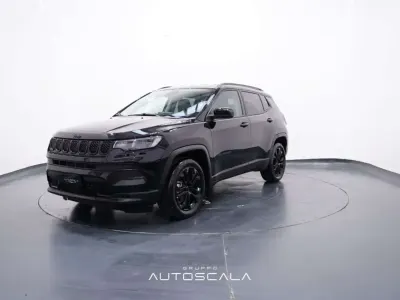 Usata Jeep Compass Night Eagle 131 CV (96 kW) 2023 Carbon black SUV