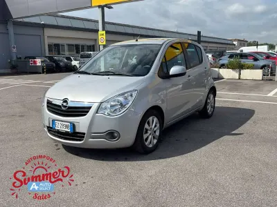 Usata Opel Agila 94 CV (69 kW) 2015 Nero Berlina