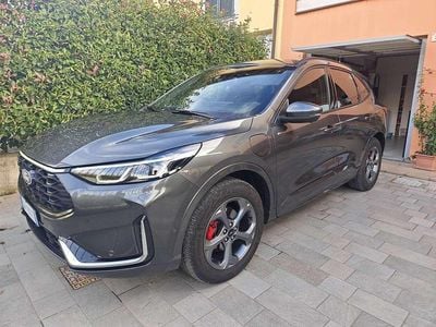 Usata Ford Kuga ST-Line X 243 CV (178 kW) 2024 SUV