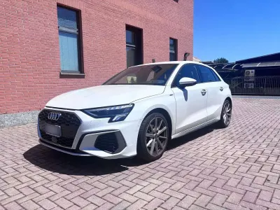 Usata Audi A3 S-Line 150 CV (110 kW) 2023 Bianco Berlina