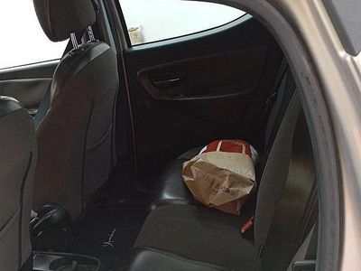 Usata Lancia Ypsilon 95 CV (69 kW) 2011 Marrone Utilitaria