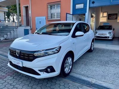 Usata Dacia Sandero Comfort 101 CV (74 kW) 2022 Bianco Station wagon