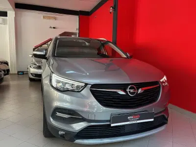 Usata Opel Grandland X Innovation 131 CV (96 kW) 2020 Argento SUV