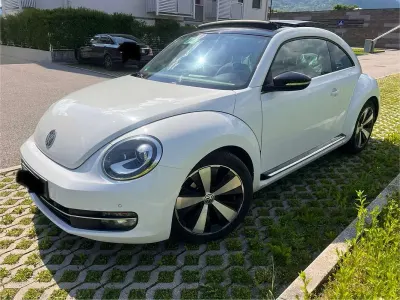 Usata VW Beetle Sport 140 CV (102 kW) 2012 Utilitaria