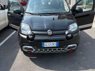 Usata Fiat Panda Cross Cross 85 CV (62 kW) 2021 Nero Utilitaria