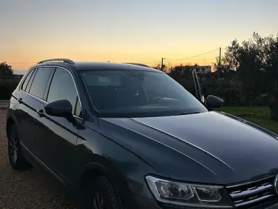 Usata VW Tiguan 150 CV (110 kW) 2020 Grigio SUV