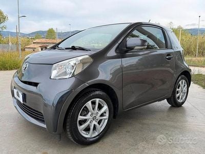 Toyota iQ