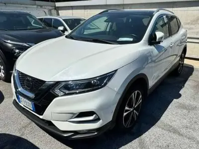 Usata Nissan Qashqai N-Connecta 116 CV (85 kW) 2021 Bianco SUV