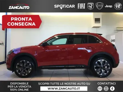 Nuova Fiat 600 La Prima 110 CV (80 kW) 2026 Rosso SUV