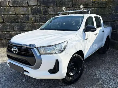 Gebraucht Toyota HiLux 150 PS (110 kW) 2021 Weiß Pickup