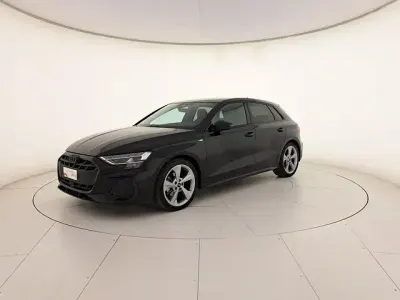 Usata Audi A3 S-Line 150 CV (110 kW) 2025 Nero mito metallizzato Berlina