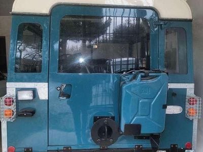 Usata Land Rover Defender 67 CV (49 kW) 1983 Blu/azzurro SUV