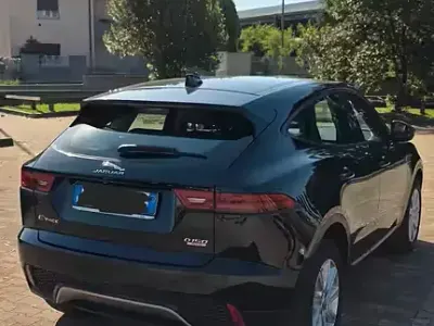 Usata Jaguar E-Pace 200 CV (147 kW) 2019 Nero SUV