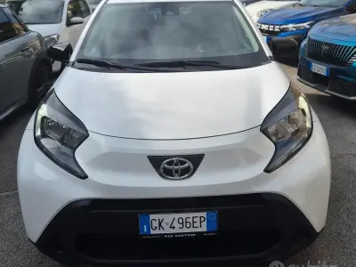 Usata Toyota Aygo X Active 72 CV (52 kW) 2022 Bianco SUV