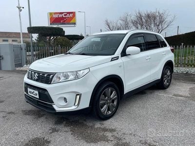 Usata Suzuki Vitara Cool 111 CV (81 kW) 2019 Bianco SUV