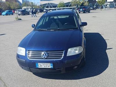 Usata VW Passat 130 CV (95 kW) 2002 Blu Station wagon