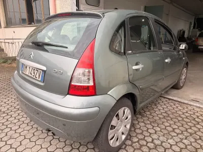 Usata Citroën C3 Exclusive 68 CV (50 kW) 2009 Grigio Berlina