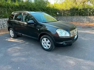 Usata Nissan Qashqai Acenta 103 CV (75 kW) 2009 Nero SUV