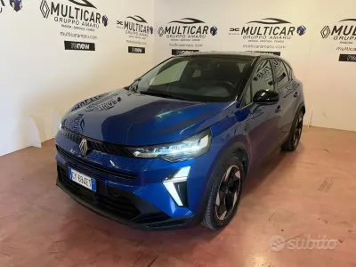 Usata Renault Captur Techno 101 CV (74 kW) 2025 Bluazzurro SUV