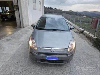 Usata Fiat Punto Evo Dynamic 75 CV (55 kW) 2010 Grigio Utilitaria