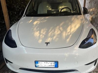 Usata Tesla Model Y 378 kW (514 CV) 2021 Bianco SUV