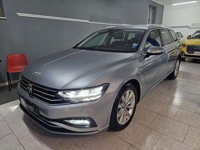 Usata VW Passat Executive 150 CV (110 kW) 2021 Argento Station wagon