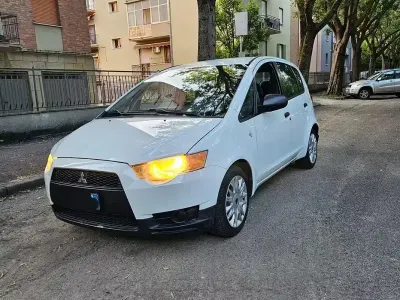Usata Mitsubishi Colt