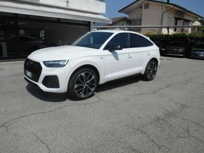 Usata Audi Q5 Sportback S-line plus 204 CV (150 kW) 2023 Bianco SUV