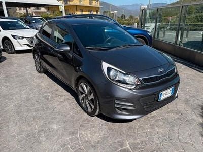 Usata Kia Rio 90 CV (66 kW) 2017 Nero Berlina