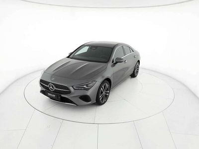 Mercedes CLA200