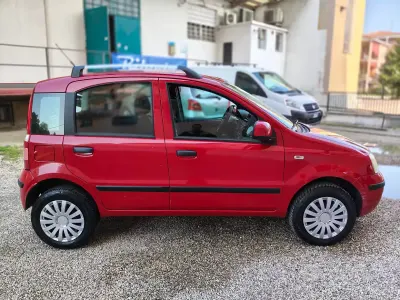Gebraucht Fiat Panda Dynamic 60 PS (44 kW) 2010 Rot Kleinwagen