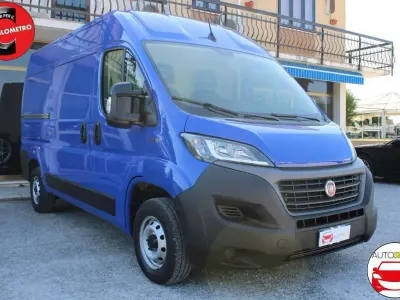 Usata Fiat Ducato 33 120 CV (88 kW) 2021 Blu/azzurro Furgone